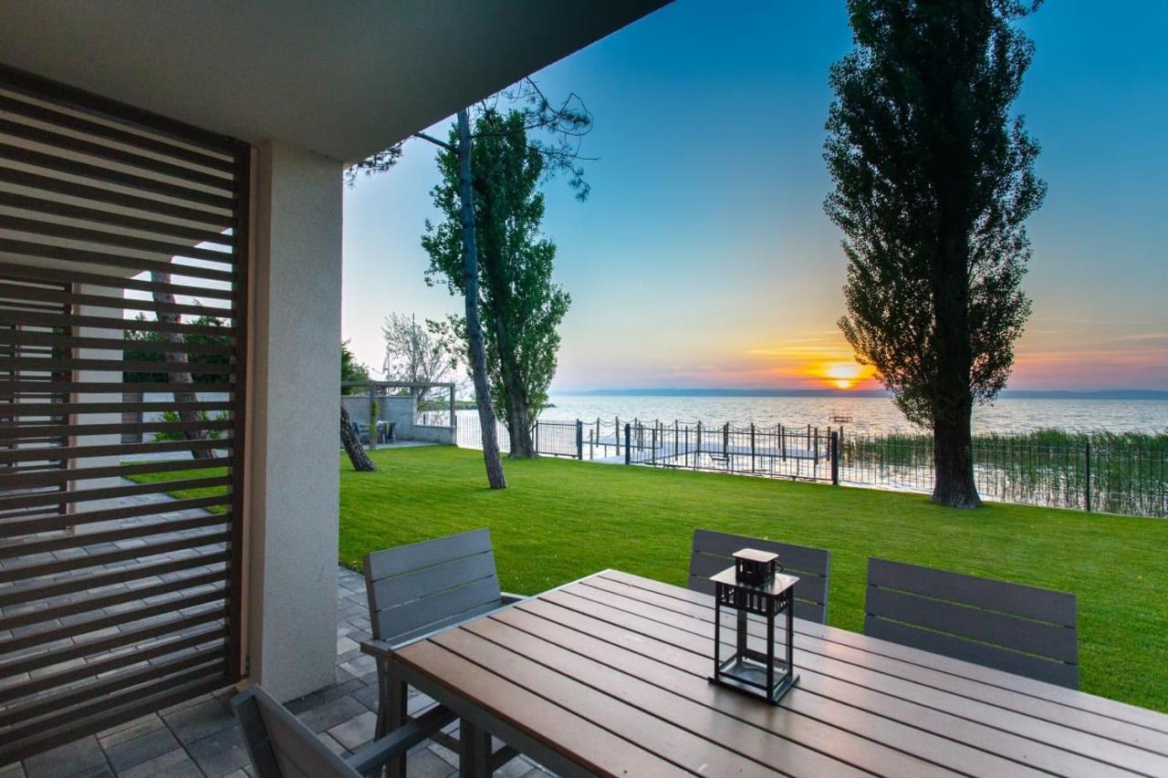 Beach 101 Villa Siófok Esterno foto